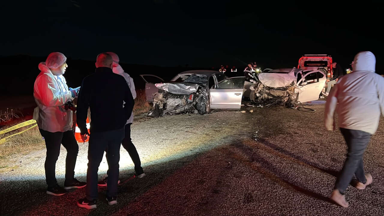 Konya plakalı aracın karıştığı kazadan bir acı haber daha! Dudu Koraşoğlu da hayatını kaybetti 1